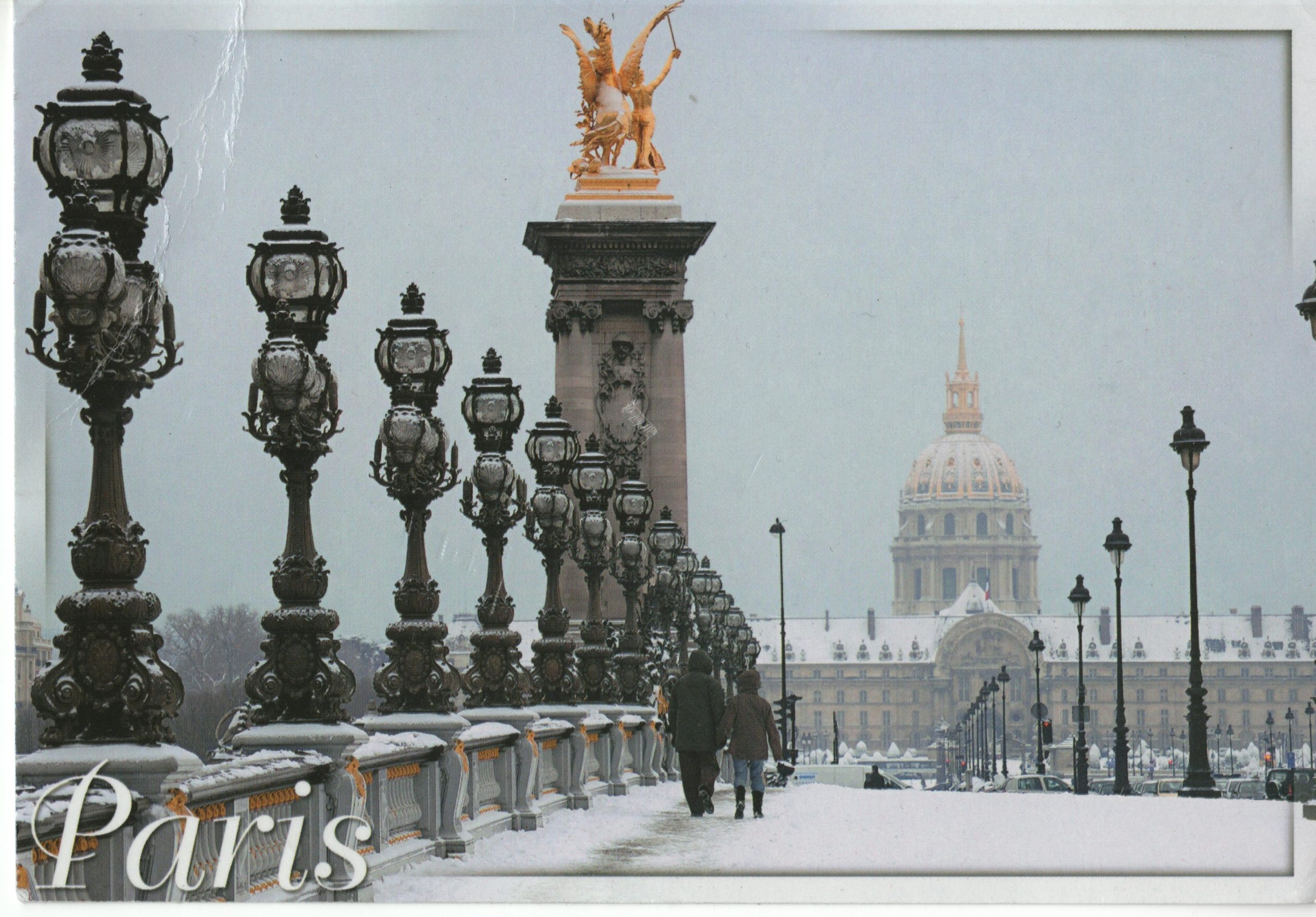 L’asso reçoit du courrier de Paris le Pont Alexande III